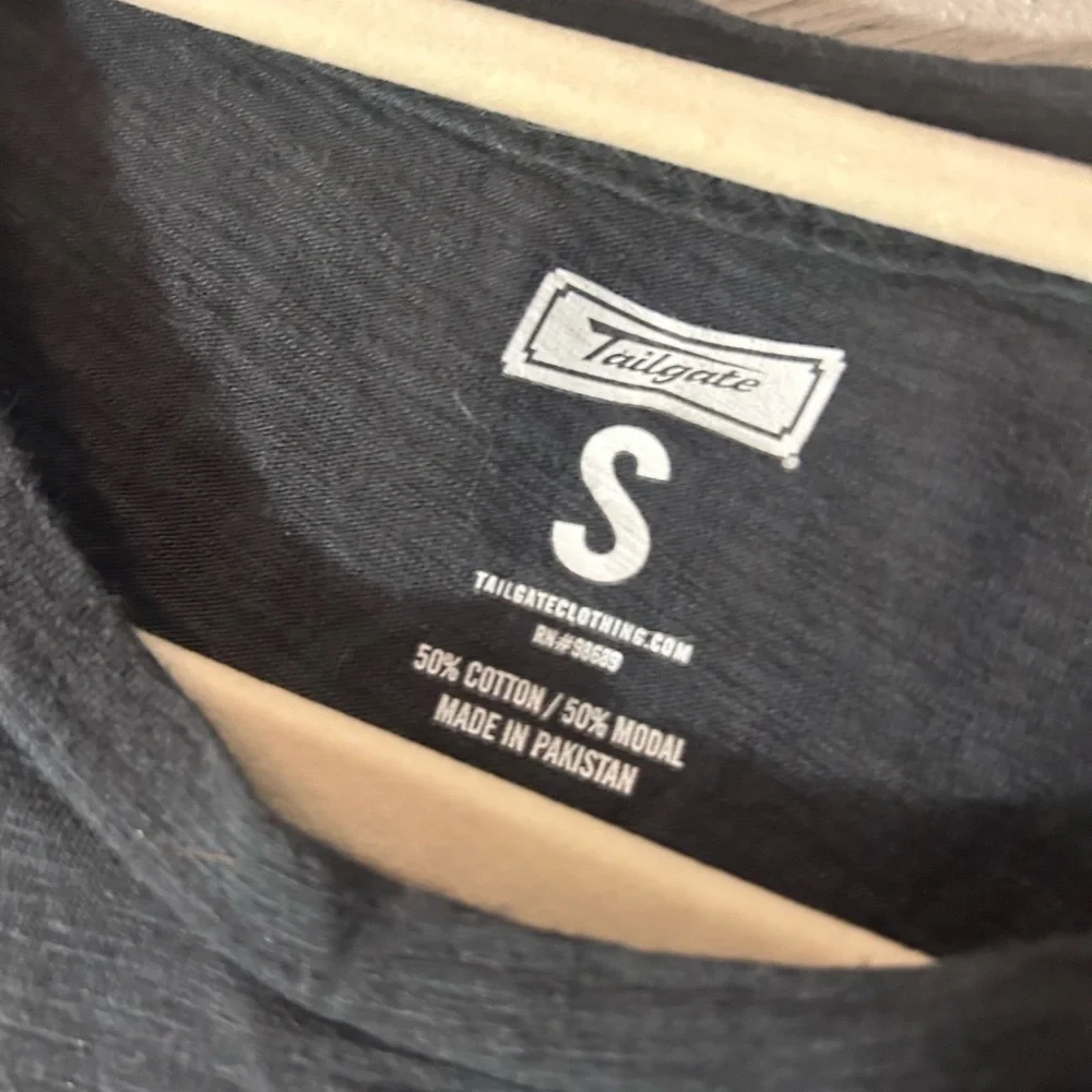 American eagle tee - Picture 2 of 2